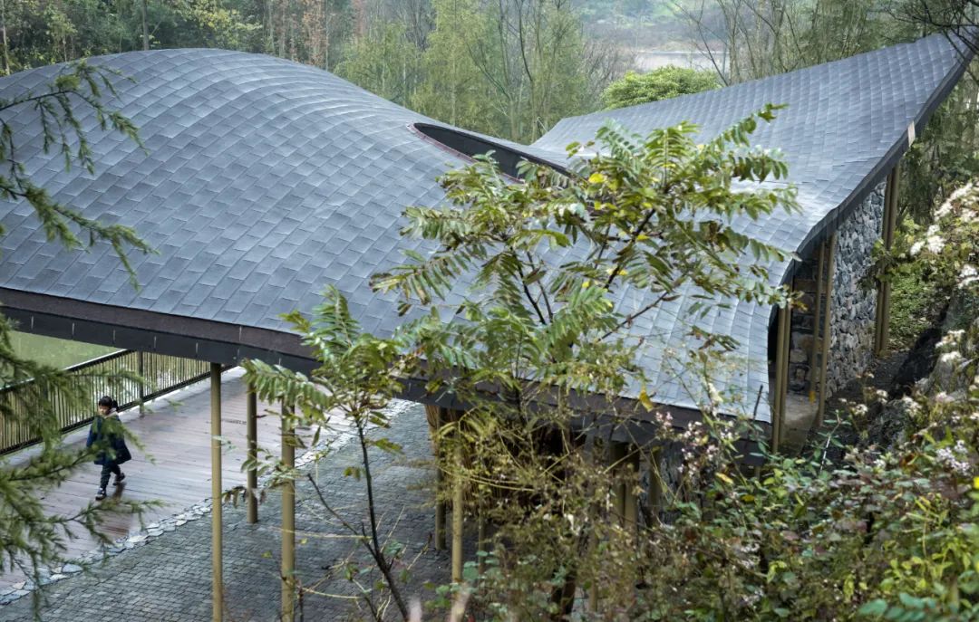 静谧乡野的休闲公社丨重庆仙女山归原茶亭/纬图设计机构