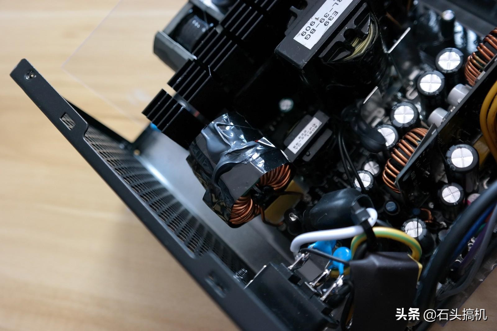 鑫谷gp700g白金版额定600w,鑫谷gp700p黑金