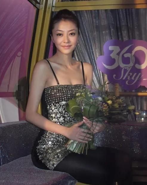 与郭富城分手后的熊黛林活出自我,熊黛林成长视频