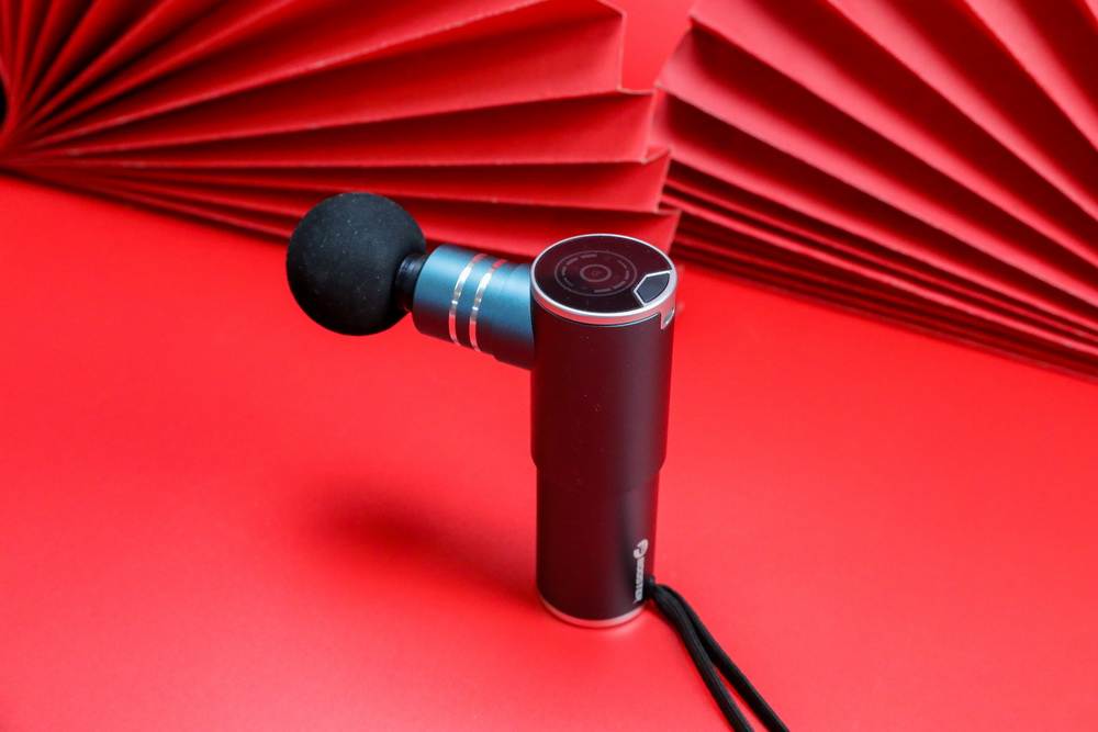 菠萝君筋膜枪高频震动,筋膜枪新二代黑科技按摩神器