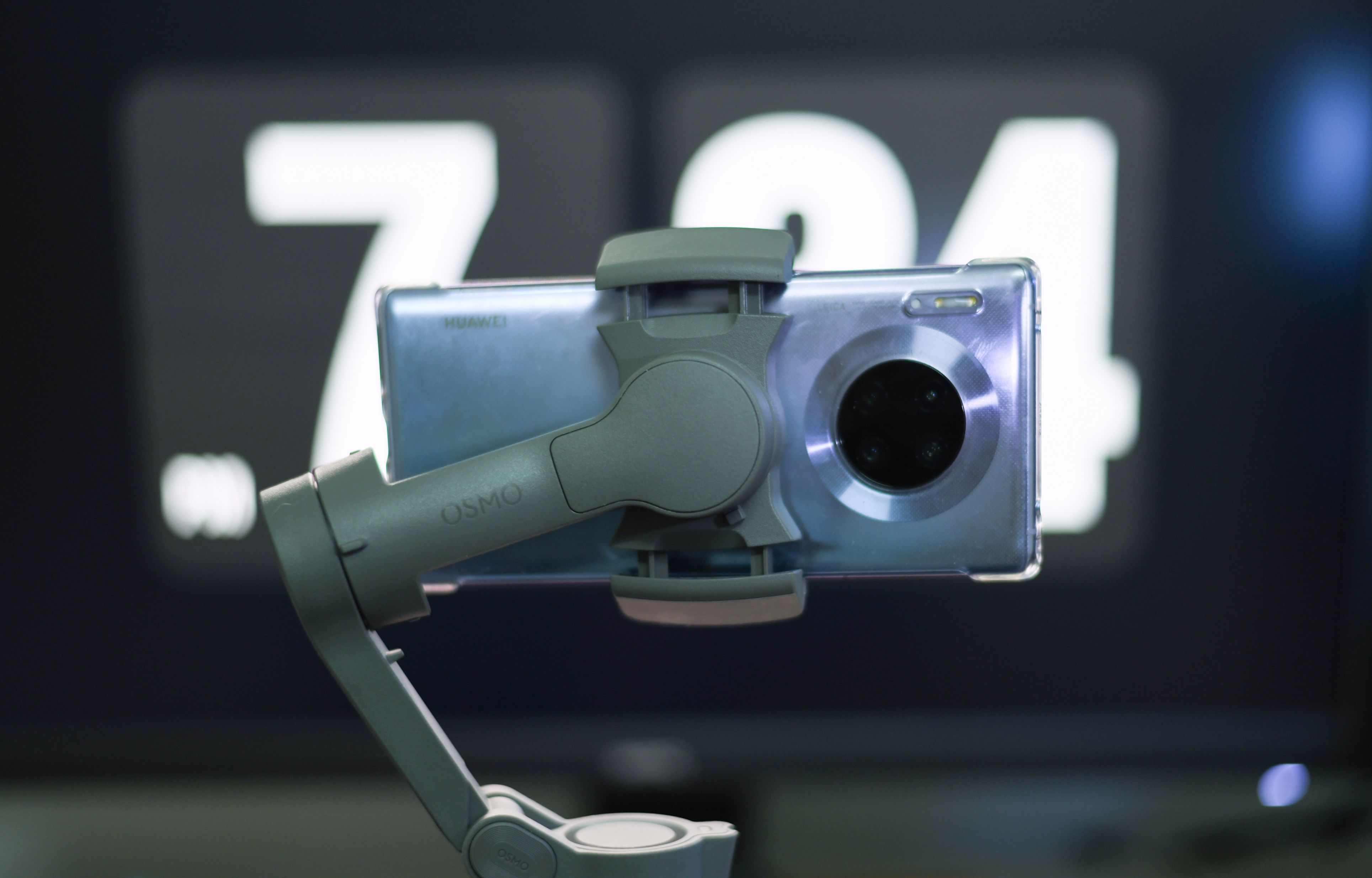 没有灯光的设计是没有灵魂的,没有灯光的柜子是没有灵魂的