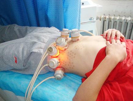 6岁男童患白癜风后遭家人放血？妈妈表示：我们也是太着急了