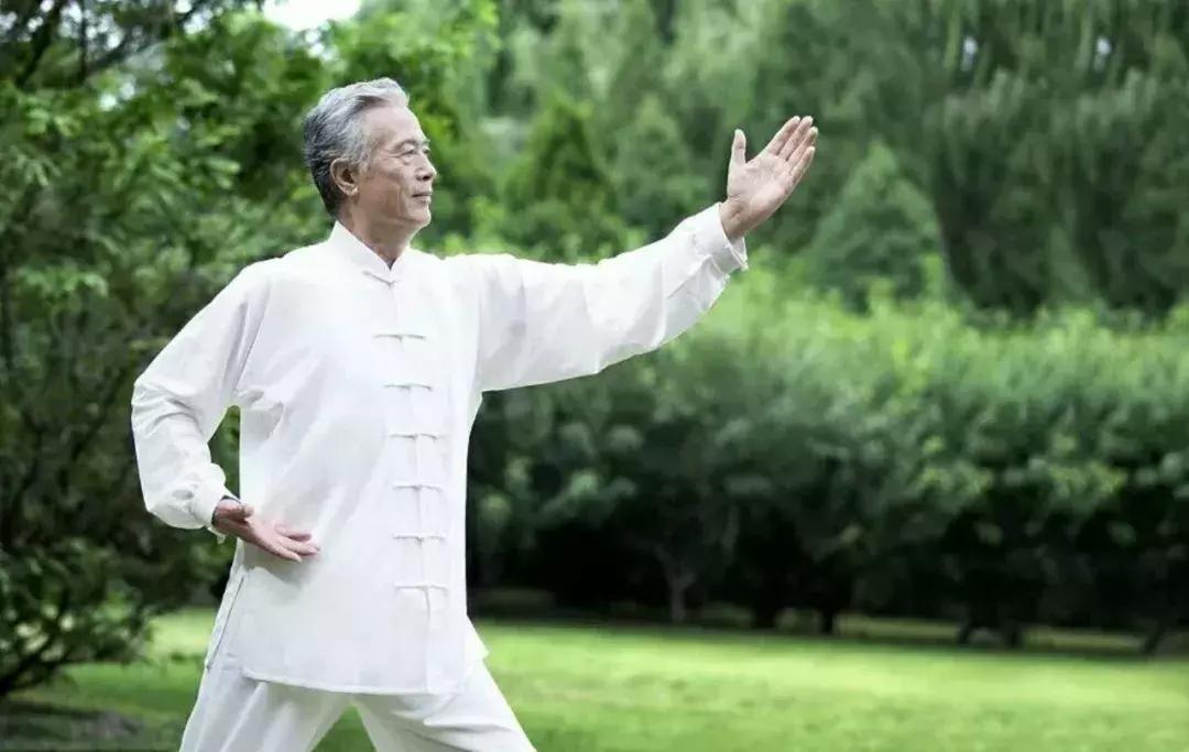 秋天怎么排湿气和寒气,寒露天气渐冷注意保暖