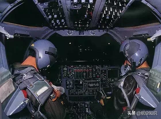 「收藏」B-2/F-22/F-35都在这里|美国空军现役装备大全(4)