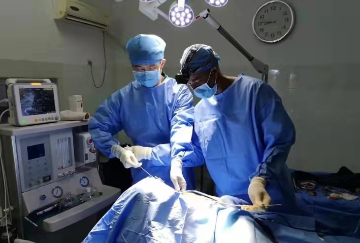 【讲*党**性强担当创一流】北京积水潭医院优秀*产党共**员风采展示(援几内亚医疗队篇十三)