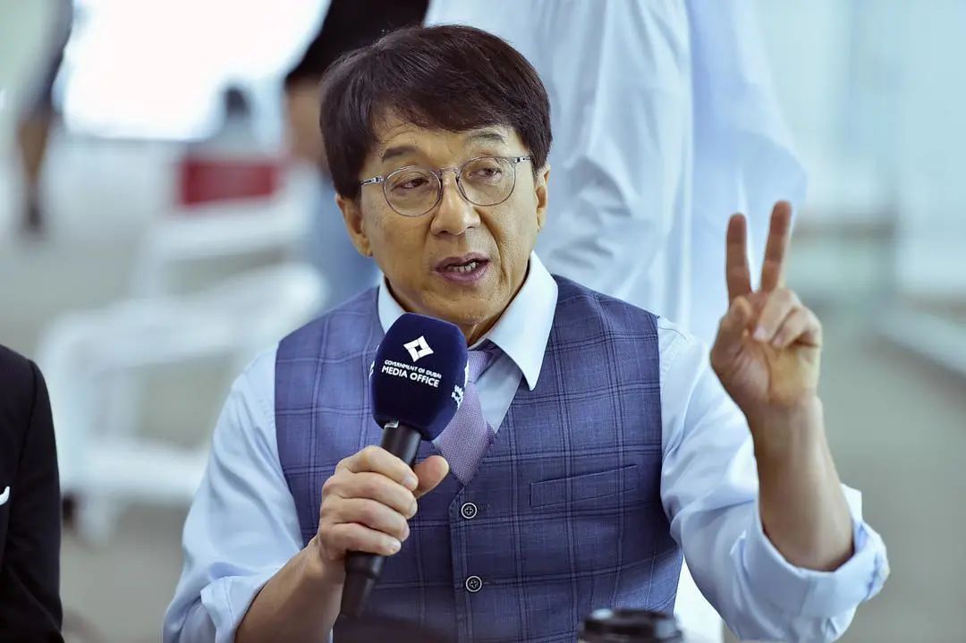 杨洋成龙急先锋跳舞,急先锋成龙杨洋母其弥雅