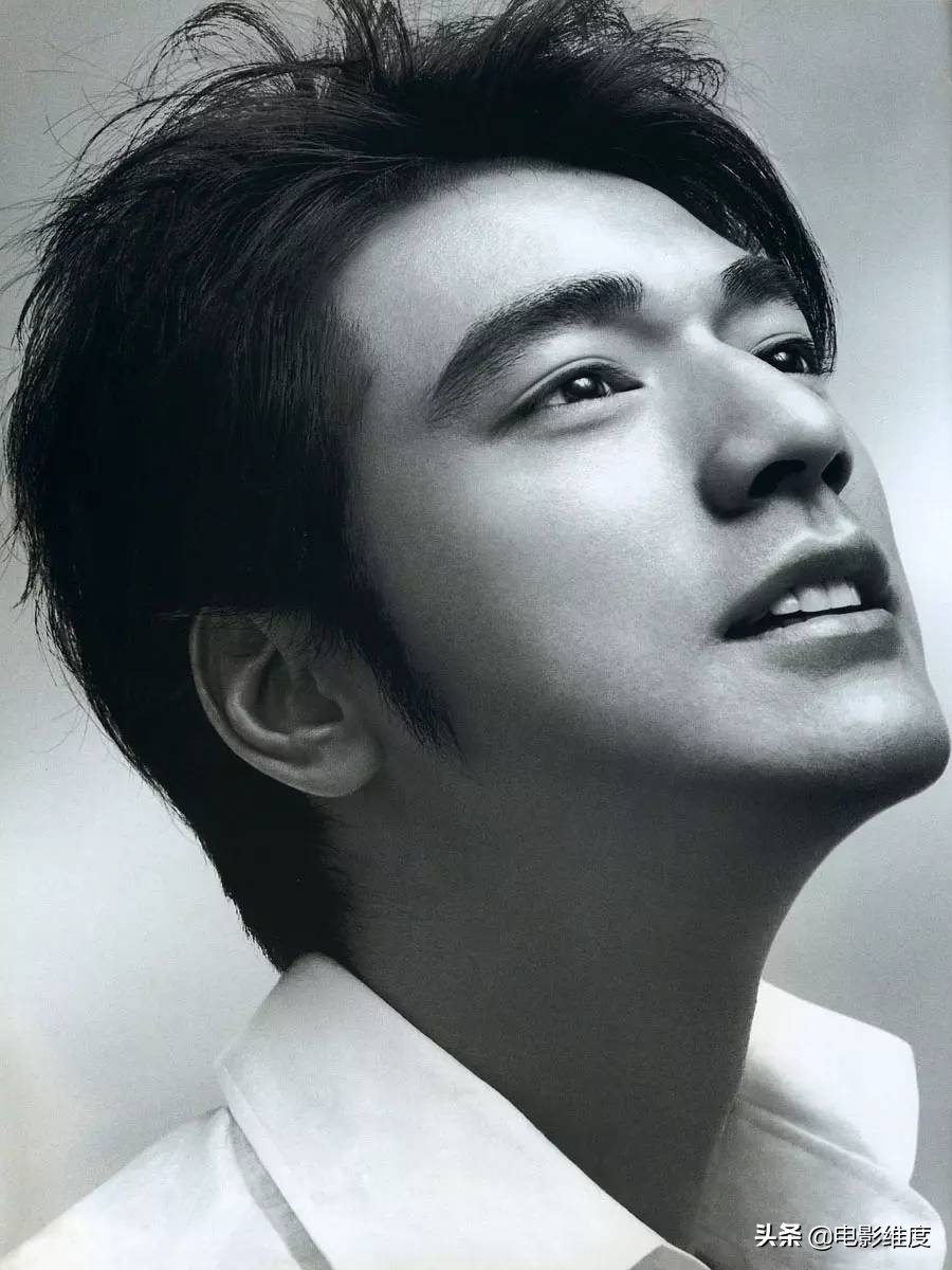 金城武20岁到47岁颜值,金城武20岁最帅的照片图文