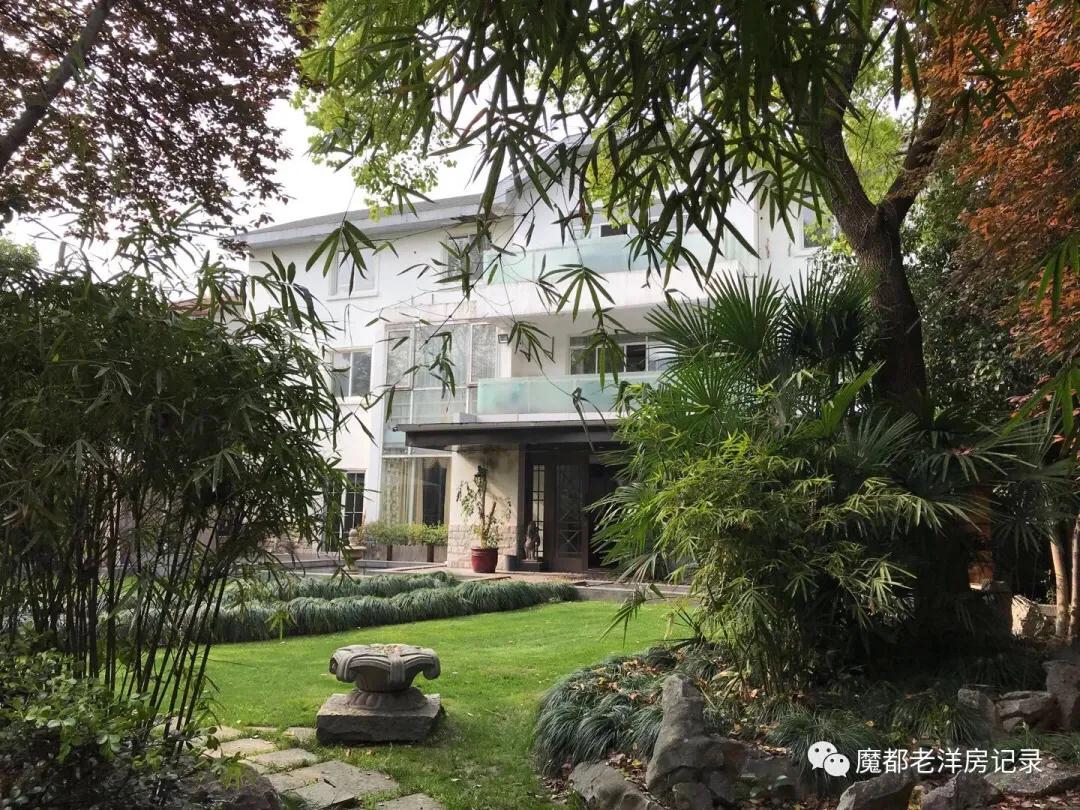 徐汇区华山路905弄汇益花园,700万苏式园林别墅255平独栋