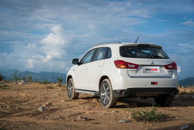 劲炫驾驶视频,三菱劲炫驾驶座位调节视频