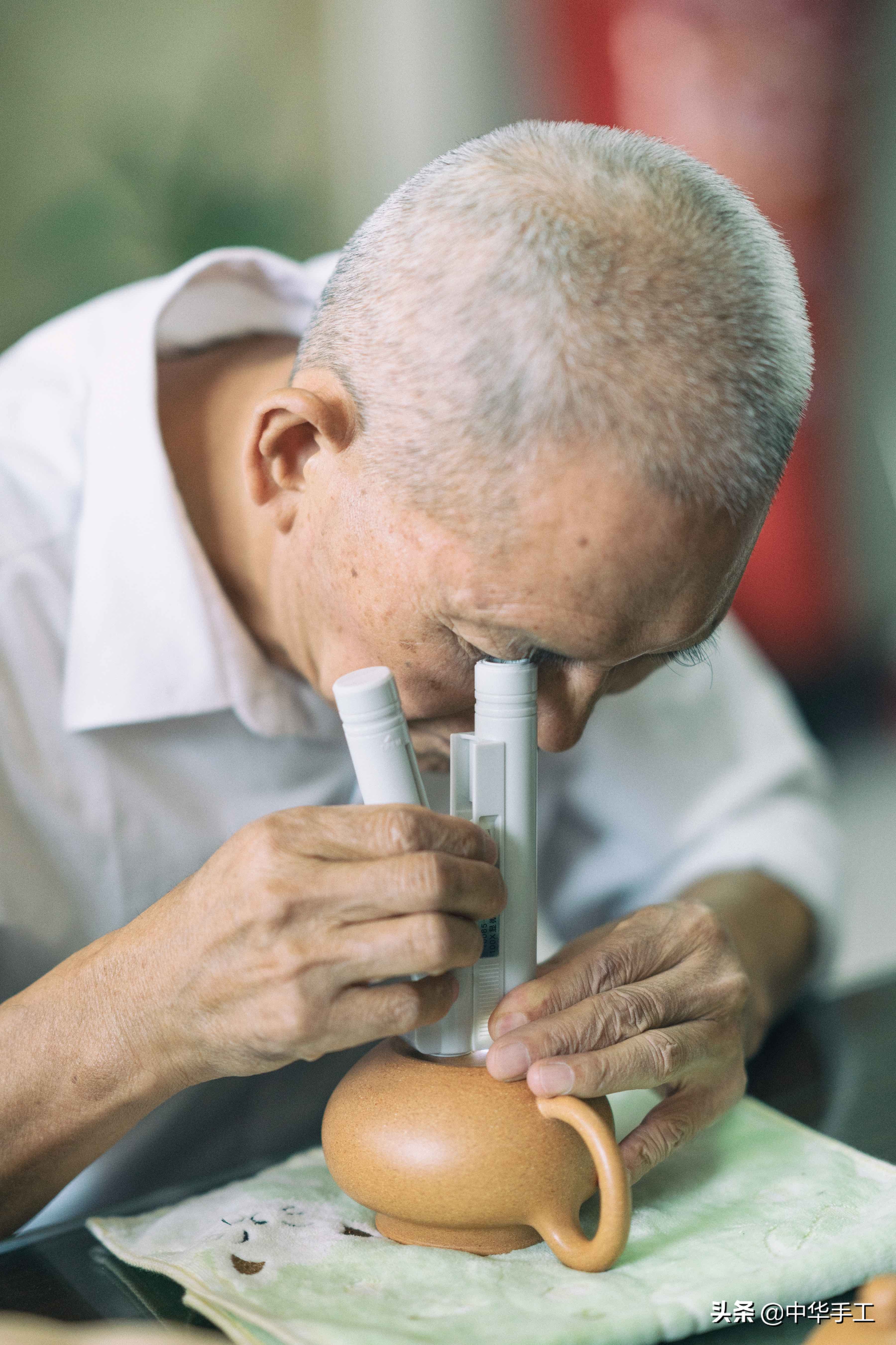 12000元紫砂壶被打破,一把紫砂壶1200元