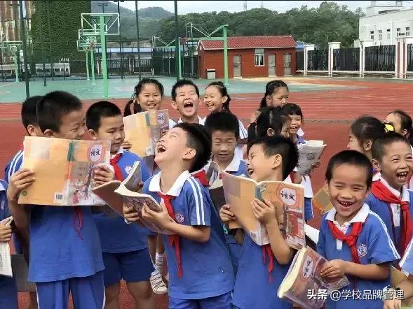 这所深圳国际学校究竟有多硬核,智慧校园深圳中学创新学校