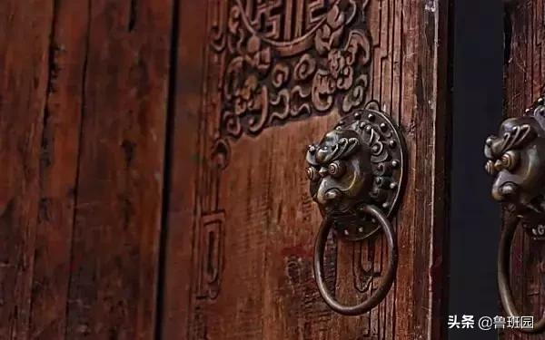 安装木门合页导致木门开裂怎么办,木门打胶胶裂开怎么办