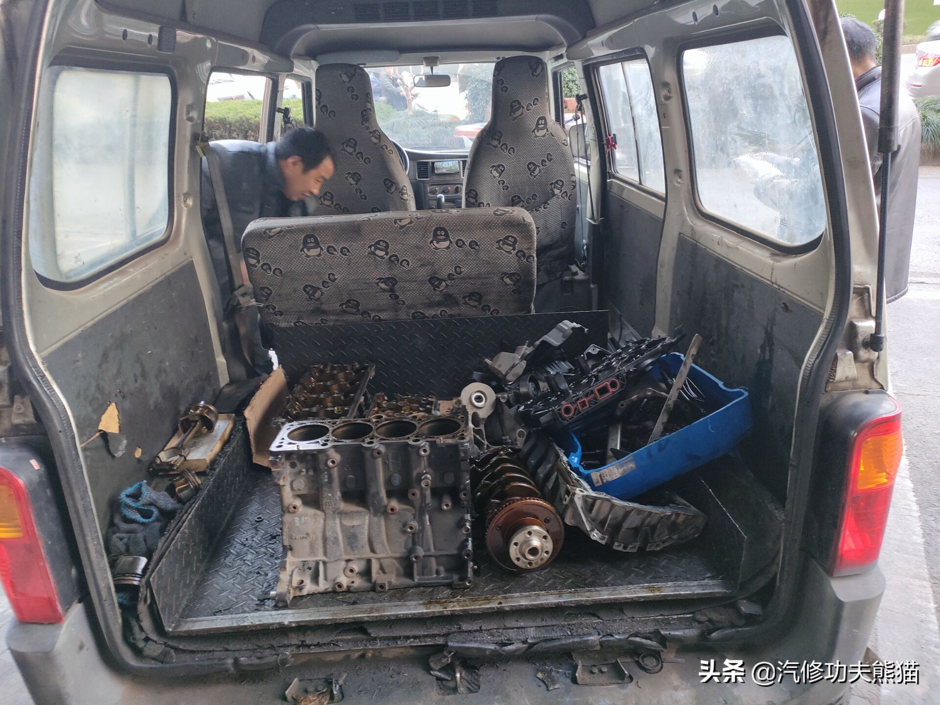 一汽奥迪a6l烧机油,08款奥迪a6l2.0t烧机油严重怎么办