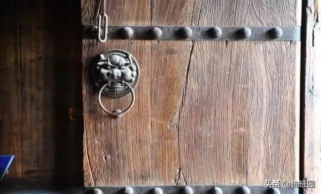 安装木门合页导致木门开裂怎么办,木门打胶胶裂开怎么办