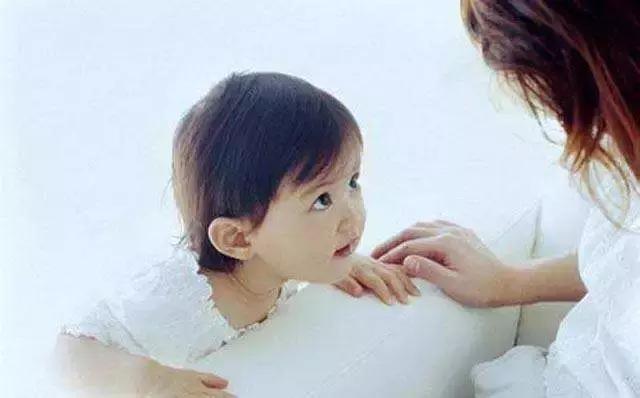 孩子说话结结巴巴的是什么原因,宝宝说话结舌