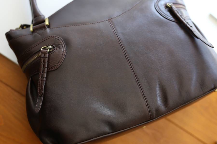 如果没有皮油怎么护理皮包,皮包要怎么护理才不掉皮