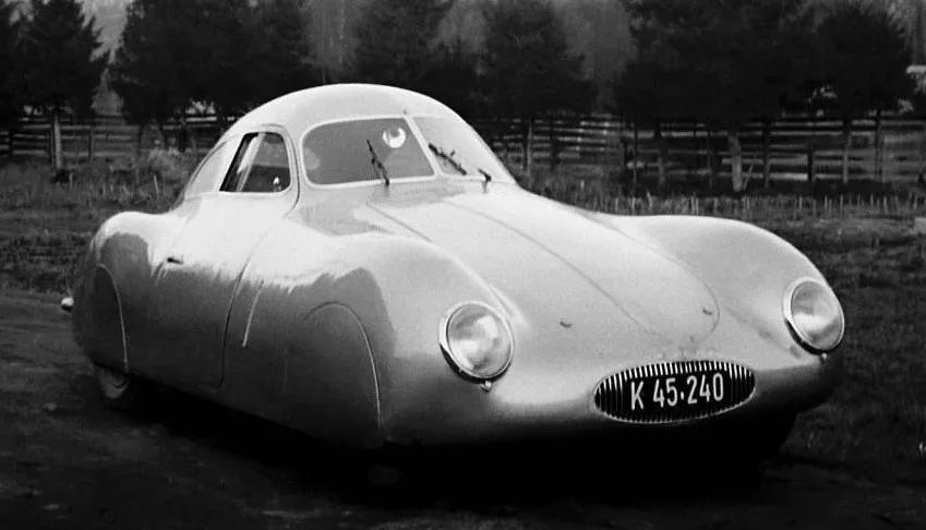 法拉利的跃马与保时捷的跃马,法拉利跑车和保时捷比谁快