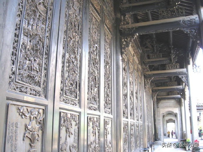 陈家祠的木雕作品,陈家祠天官赐福木雕摆件