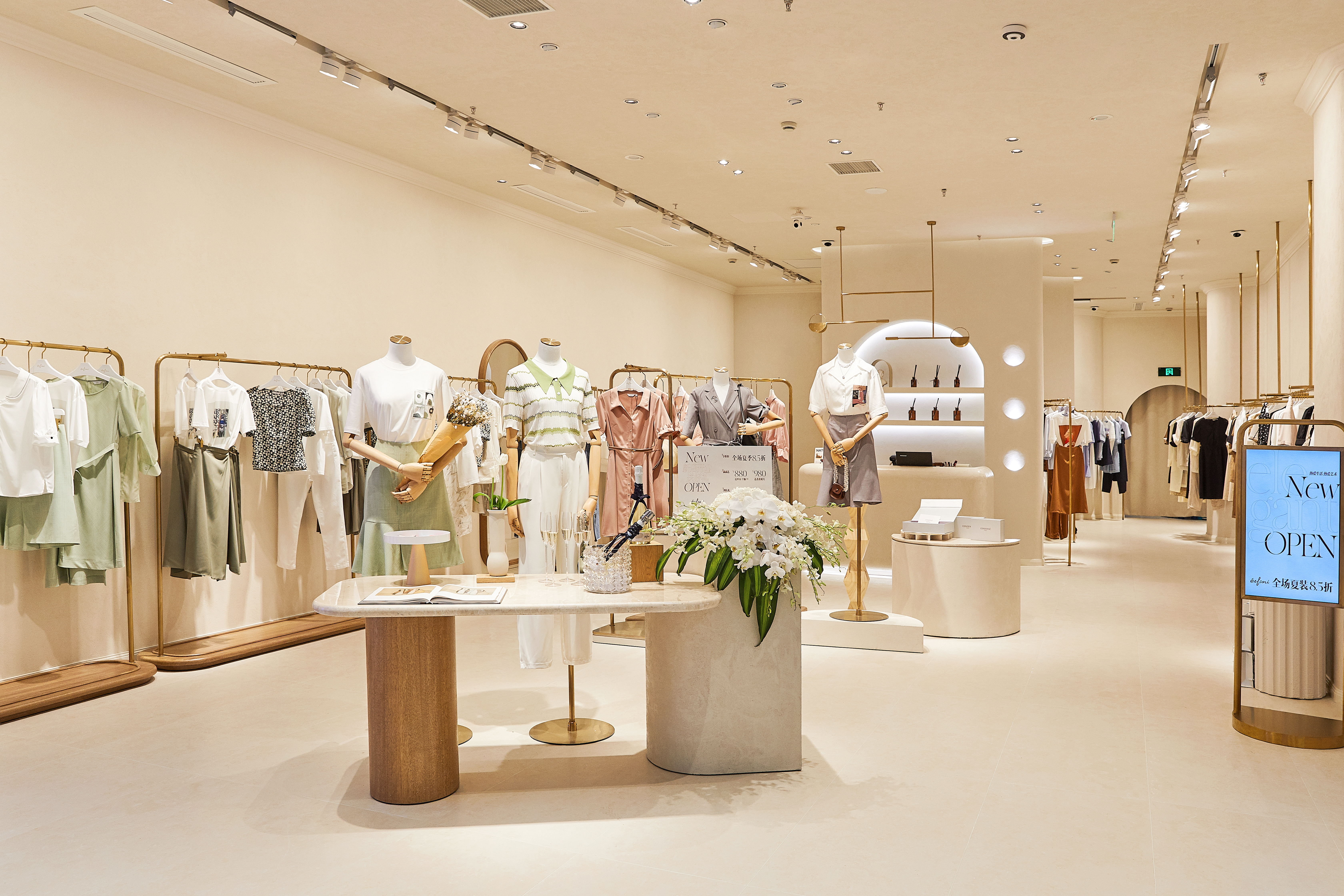 eifini伊芙丽实体店,伊芙丽eifini春夏巴黎