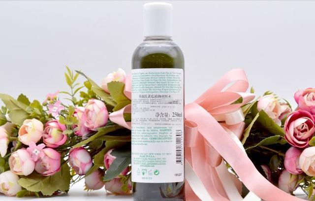 非常好用的爽肤水推荐：巨补水强嫩肤，使肌肤平滑细腻轮廓更紧实