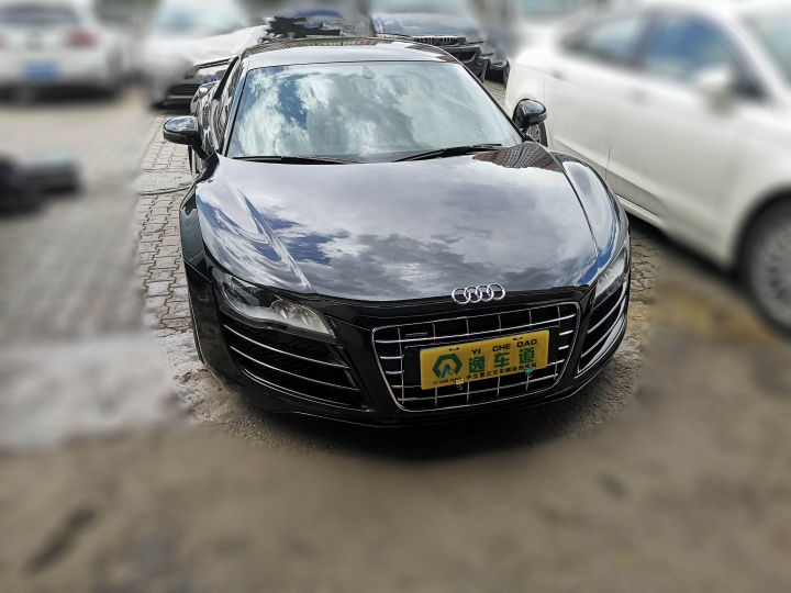 10年奥迪r8车好价不高,十年的r8