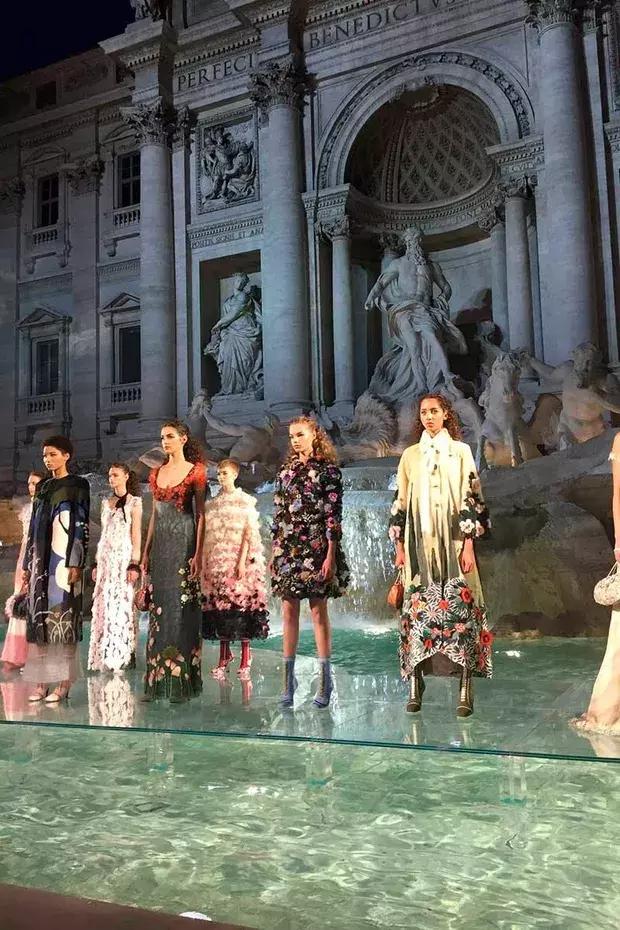 开云7亿！LVMH15亿！巴黎圣母院有救了！