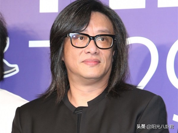 人前君子背后无耻始乱终弃,人前正人君子人后虚伪小人