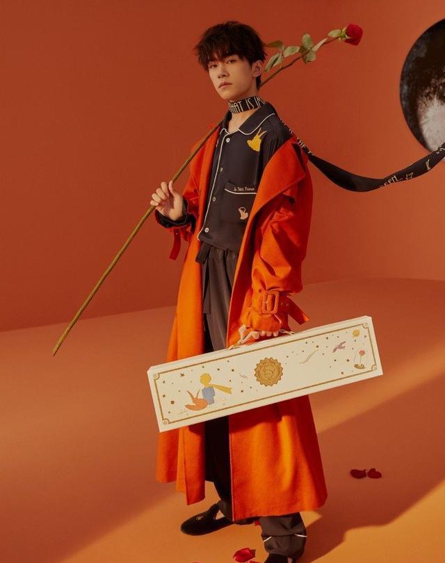 快手山炮,山炮豆豆鞋