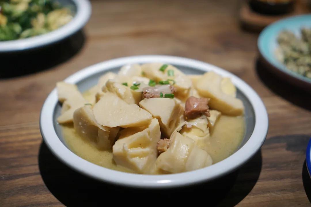 杭州美食攻略推荐离杭州东站最近,杭州美食攻略必去的菜市场