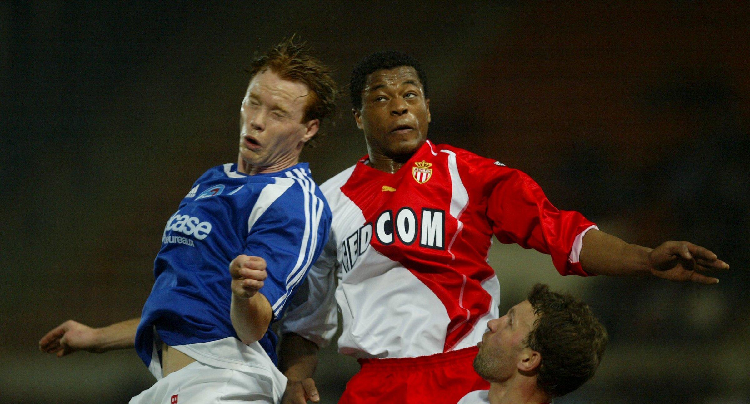 埃弗拉庆祝曼联夺冠,足坛故事录