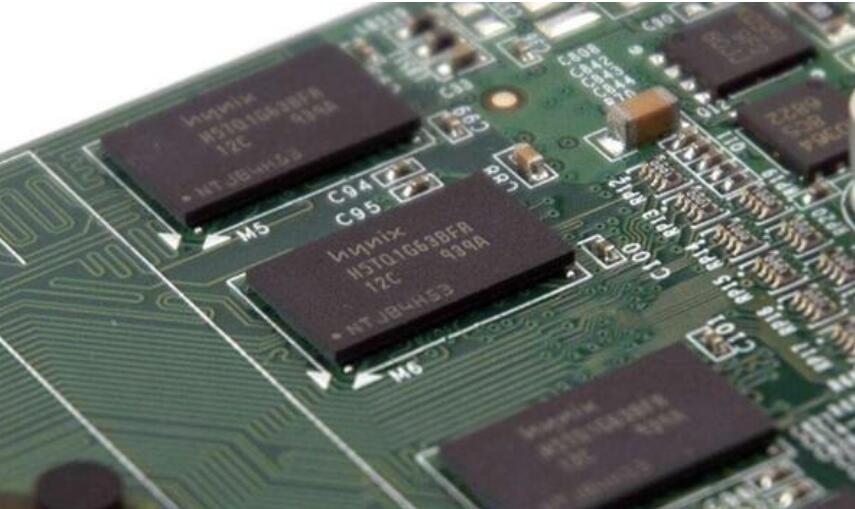 怎样看显卡的显存容量,显卡显存容量能减轻内存的负担吗