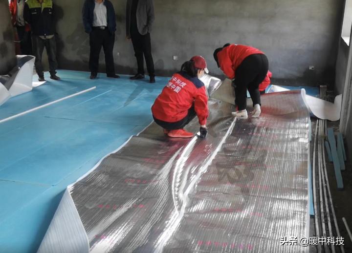 迪尔曼石墨烯地暖日耗电,石墨烯地暖怎样操作更省电