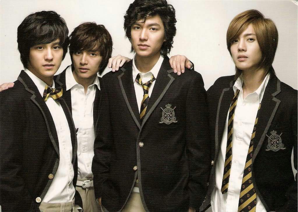 各个国家不同的高中校服,盘点各国高中生穿校服的样子