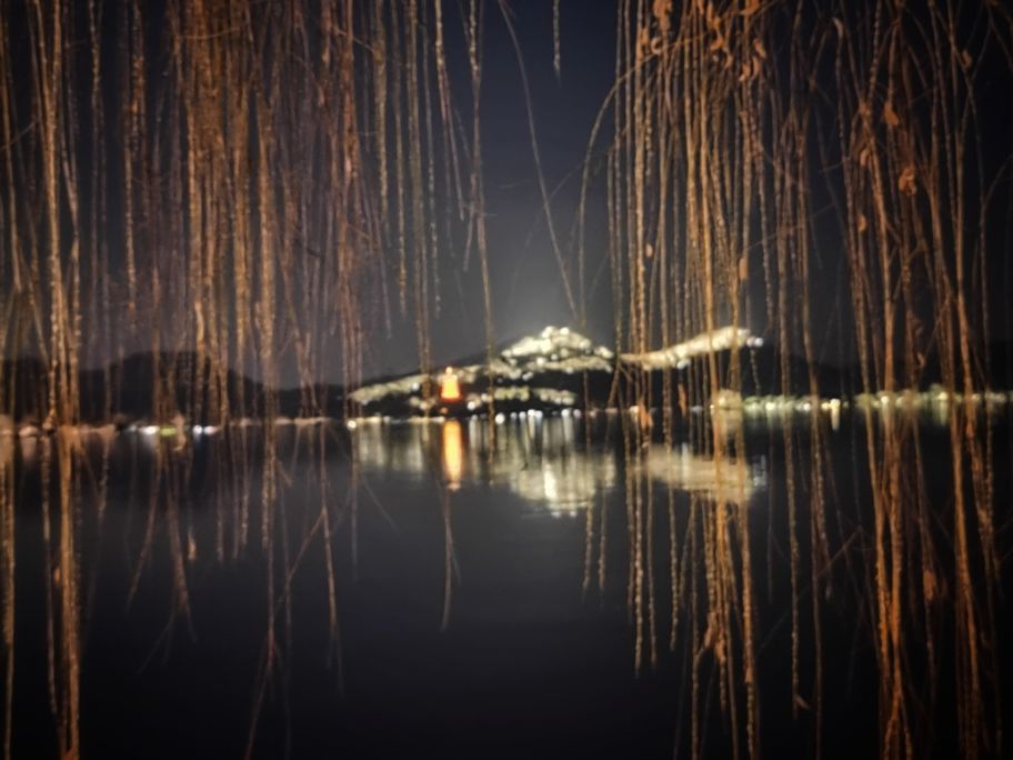 西湖夜游重启夜西湖美不胜收,开车夜游西湖视频夜景