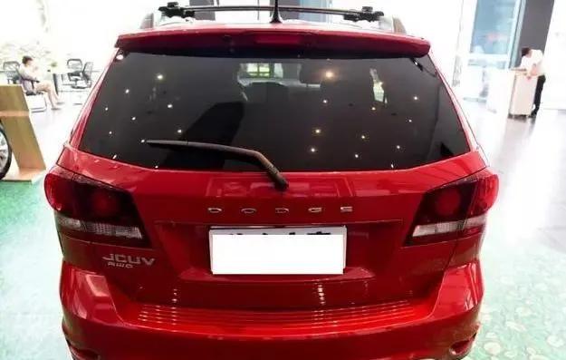 道奇酷威30万左右,道奇酷威2.4落地价