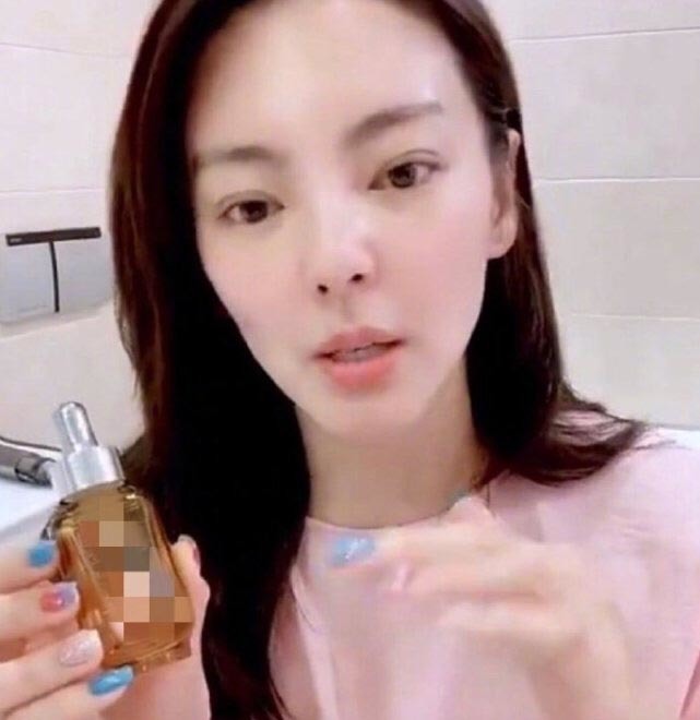 张雨绮机场视频完整版,张雨绮机场完整视频