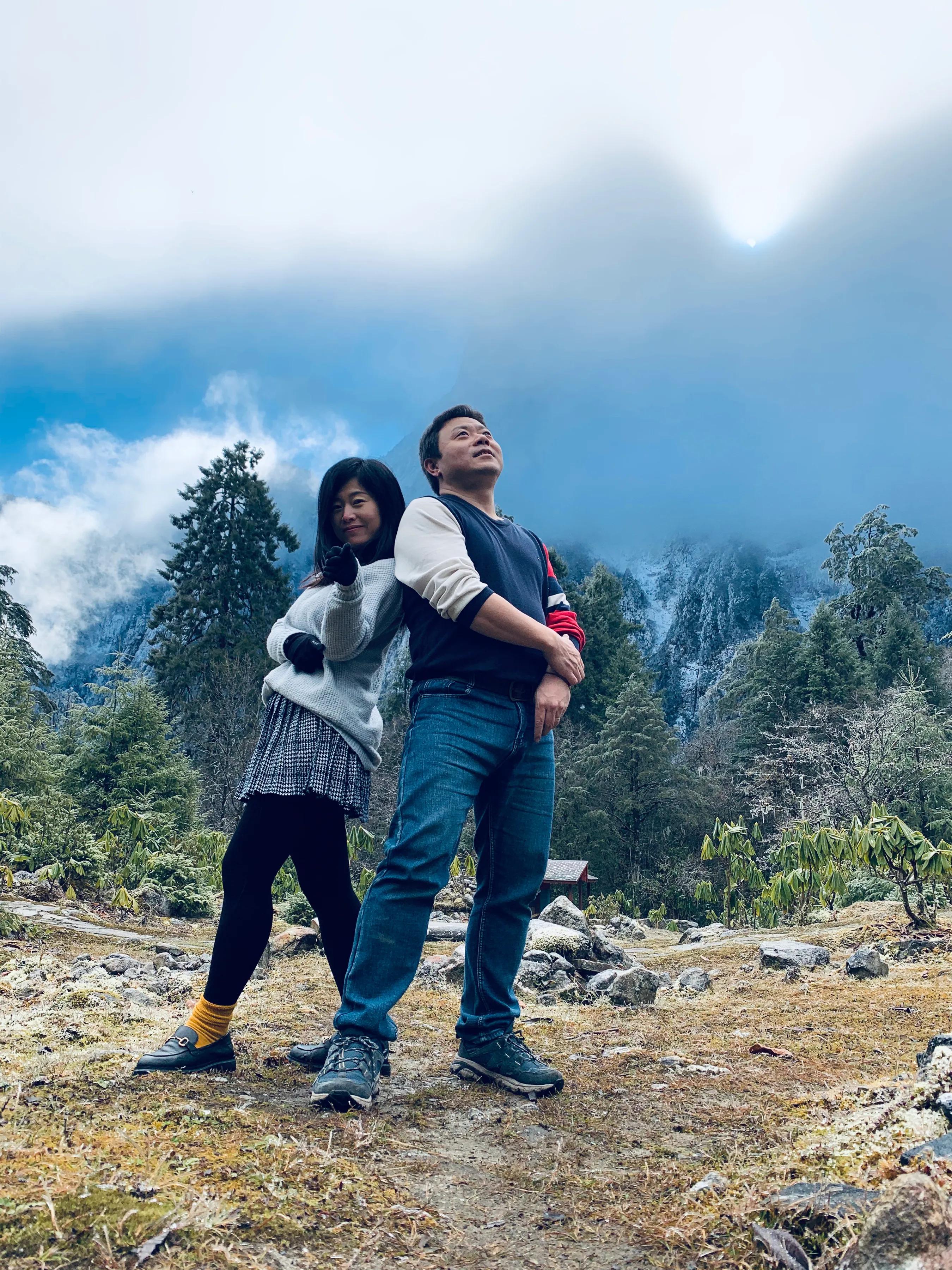 海螺沟燕子沟旅游攻略,海螺沟和燕子沟哪个更值得去