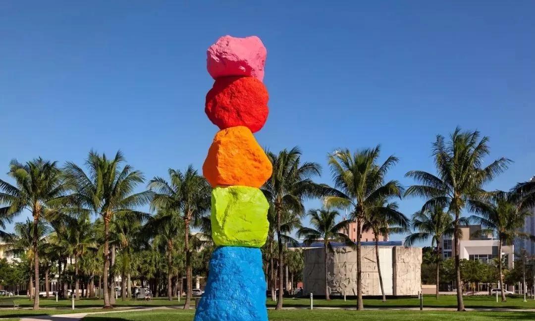 2017年迈阿密艺术博览会作品展示,2019年迈阿密魅力秀