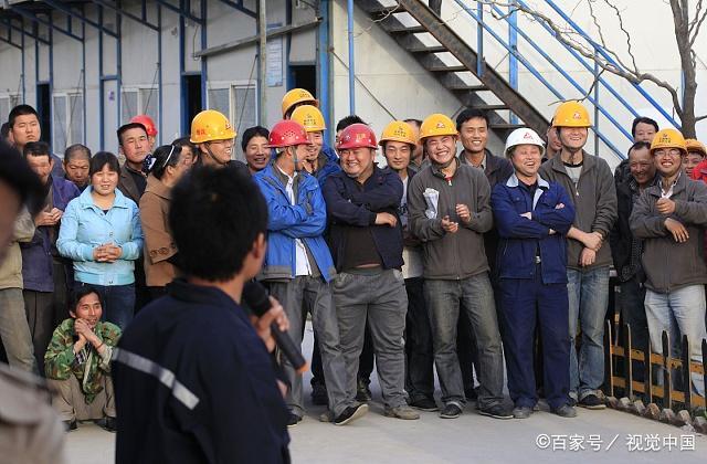 农民工过年回家老板拖欠工资？三种方法帮你处理，一个人都跑不了