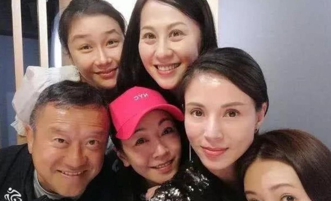 罗美薇是罗明珠吗,罗明珠葬礼罗美薇