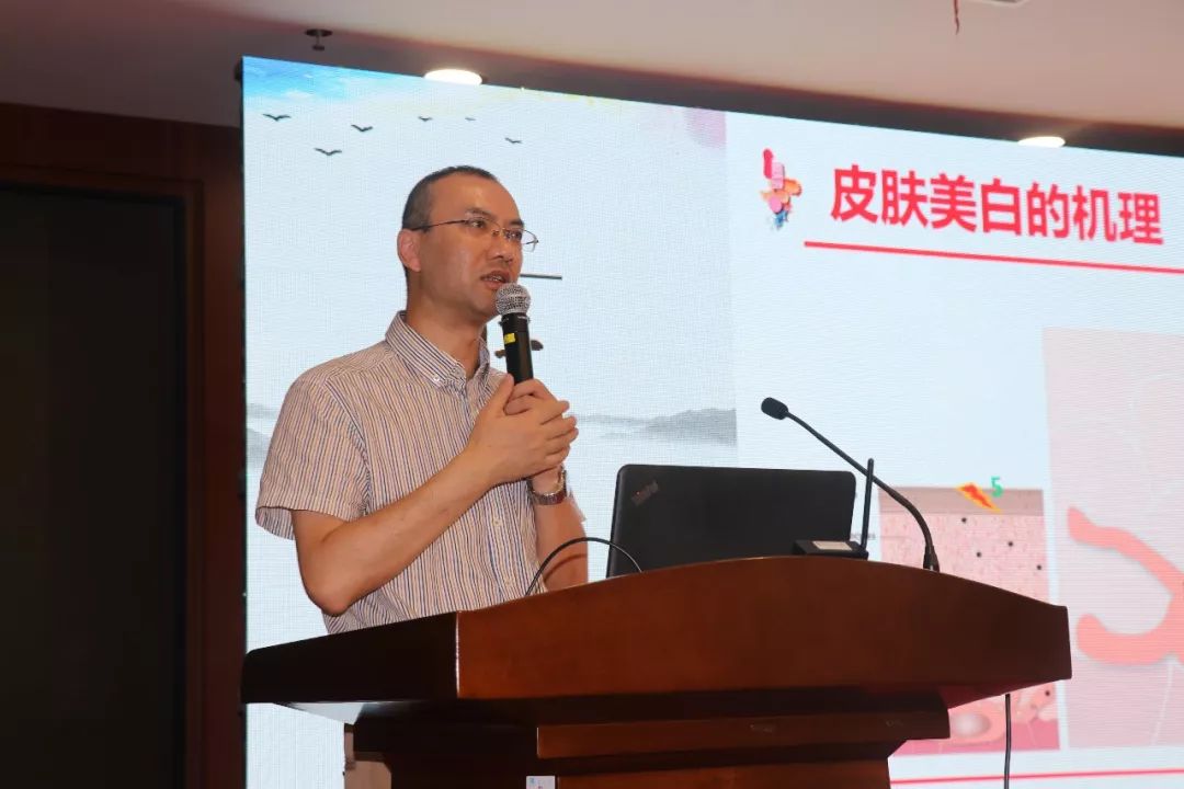 片仔癀和西黄丸与西黄胶囊的区别 (到片仔癀厂家能买到片仔癀吗)