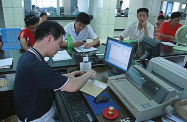 铁饭碗编制将要被取消？700万人或将受到影响，你是否也“中彩”