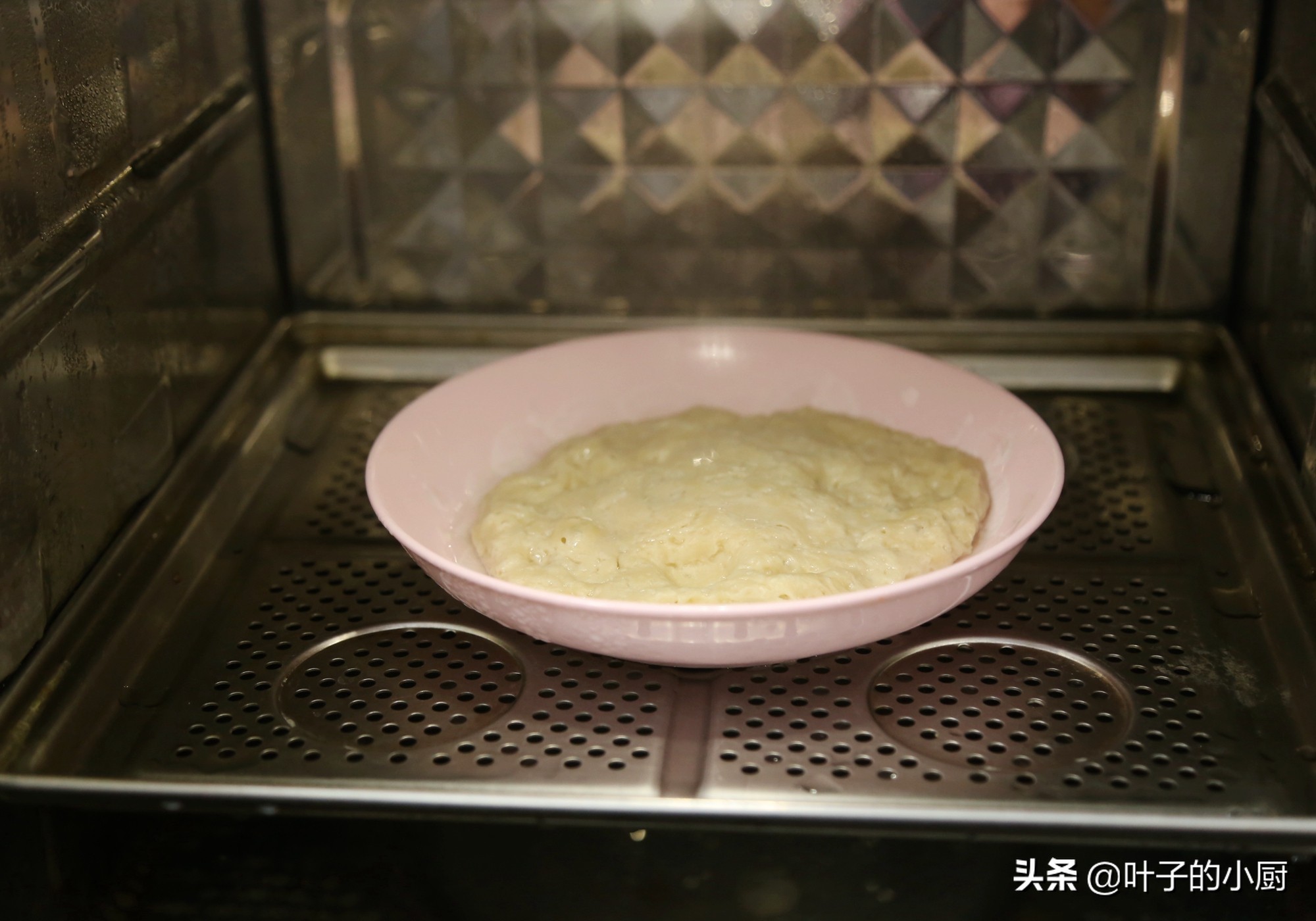 正宗凉皮做法超详细教程,正宗凉皮的做法与配方全过程