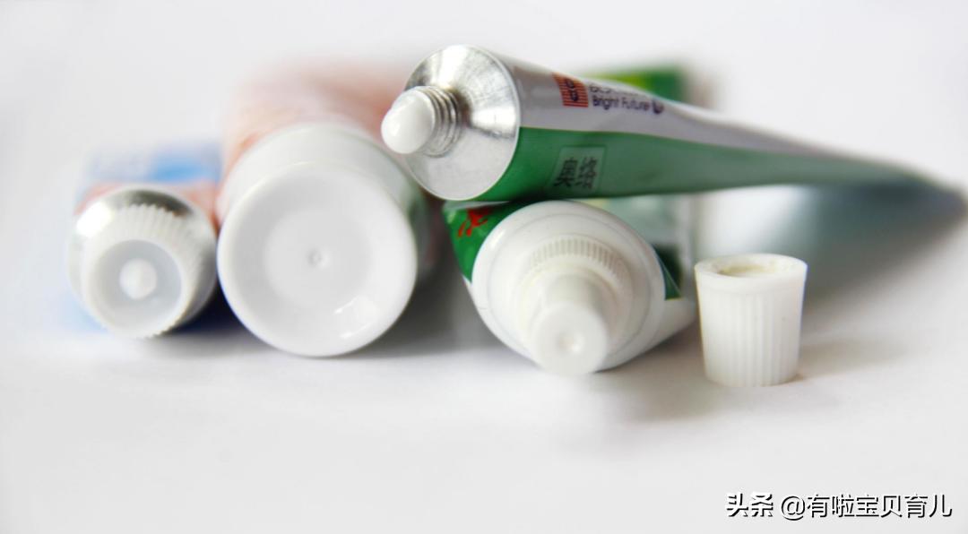 哪种湿疹膏好用,一搽灵药膏对湿疹有效吗