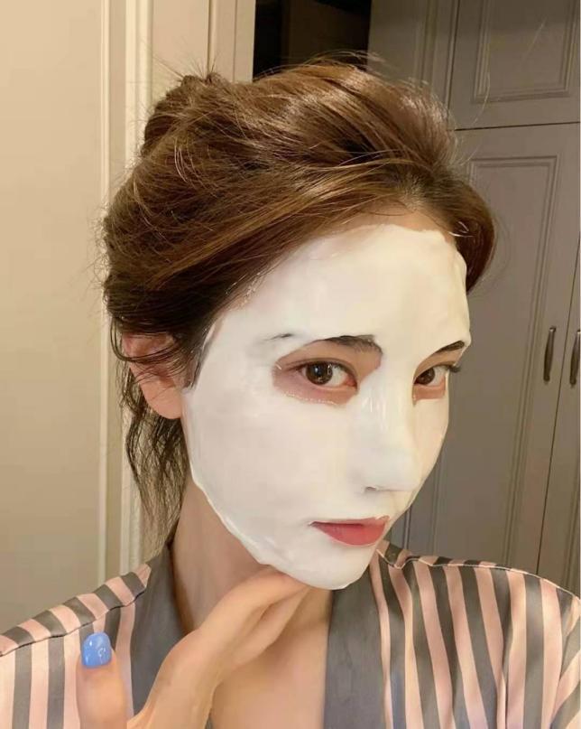 为何你的底妆总卡粉呢,底妆出油不服帖从此告别尴尬