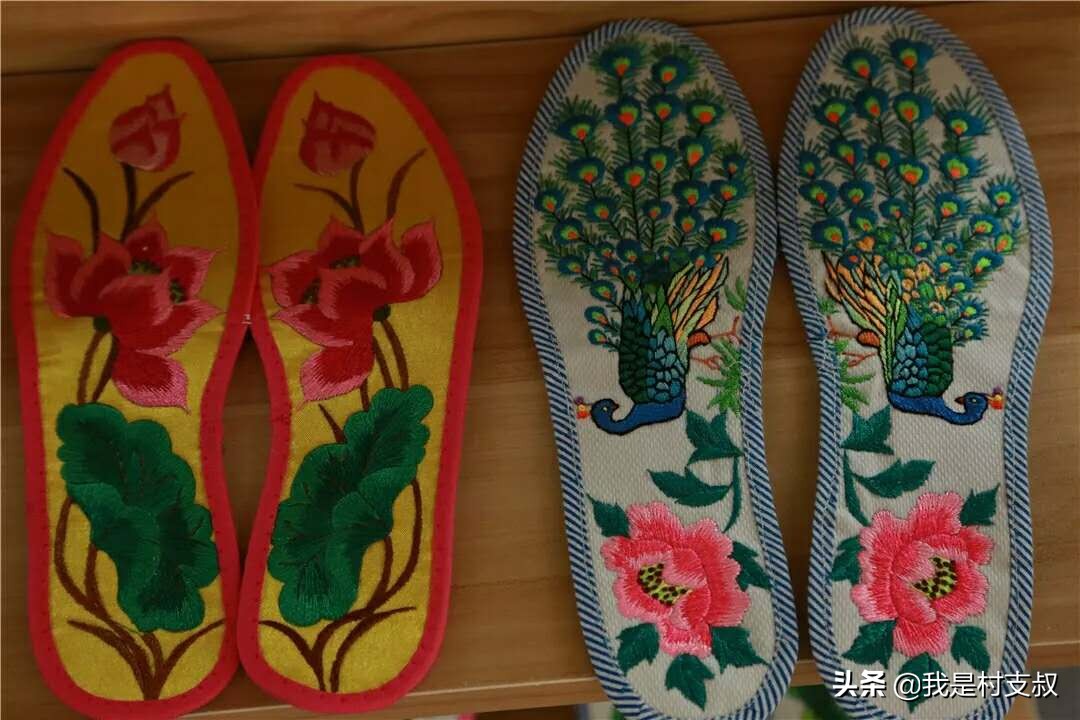 绣花鞋垫采用的是什么绣,手工鞋垫绣花自己绣带线的