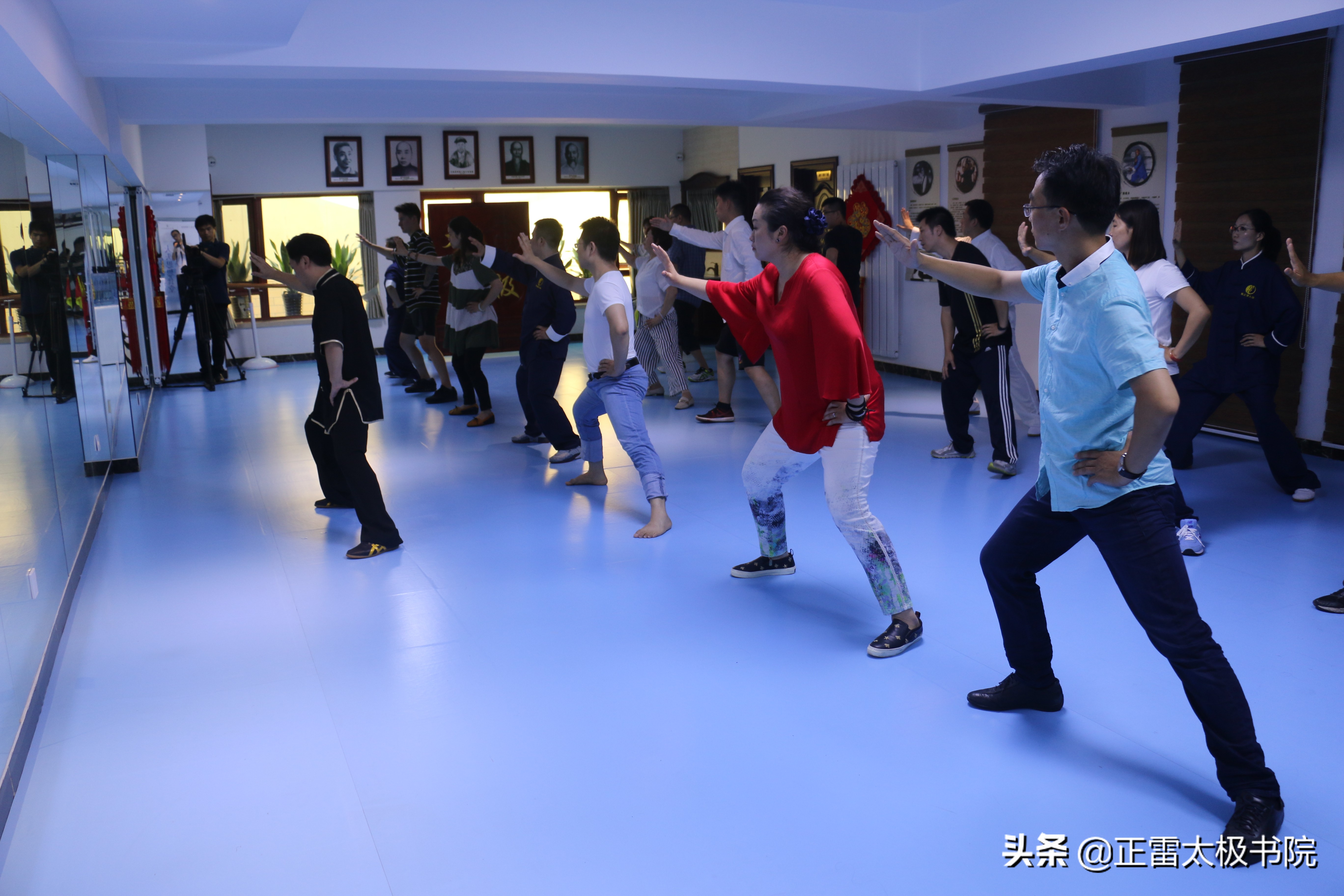 太极拳的开髋方法,太极拳开腰胯练习方法