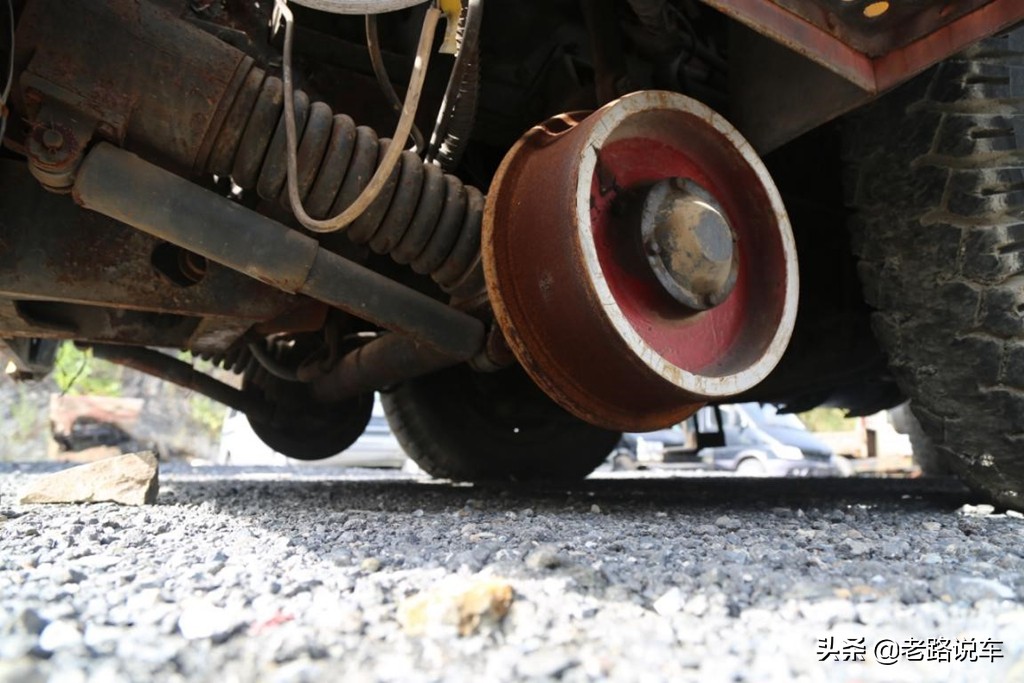 斯太尔血脉超级少见的黄河牌JN3261公铁两用卡车