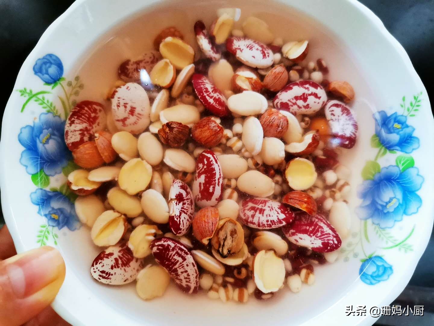 煮绿豆怎么煮不会变黑,绿豆直接煮一般煮多久就熟