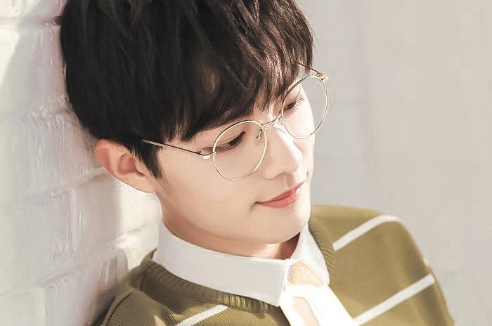 中国最帅的十位男明星是肖战,公认最帅男明星前十名肖战